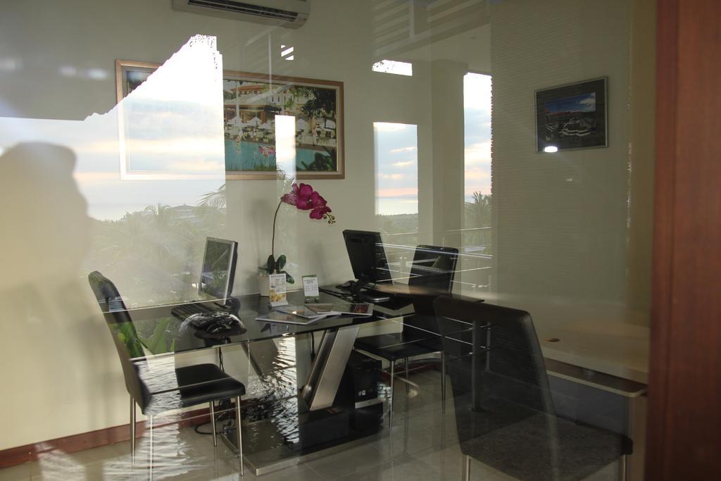 New Kuta Hotel Улувату Екстер'єр фото