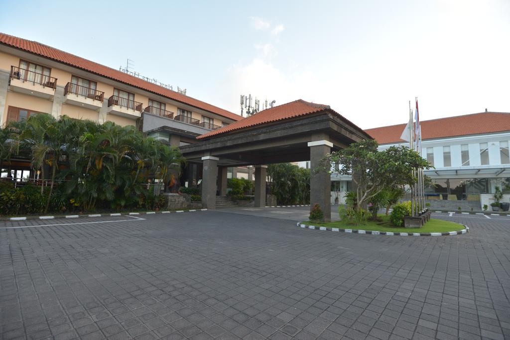 New Kuta Hotel Улувату Екстер'єр фото