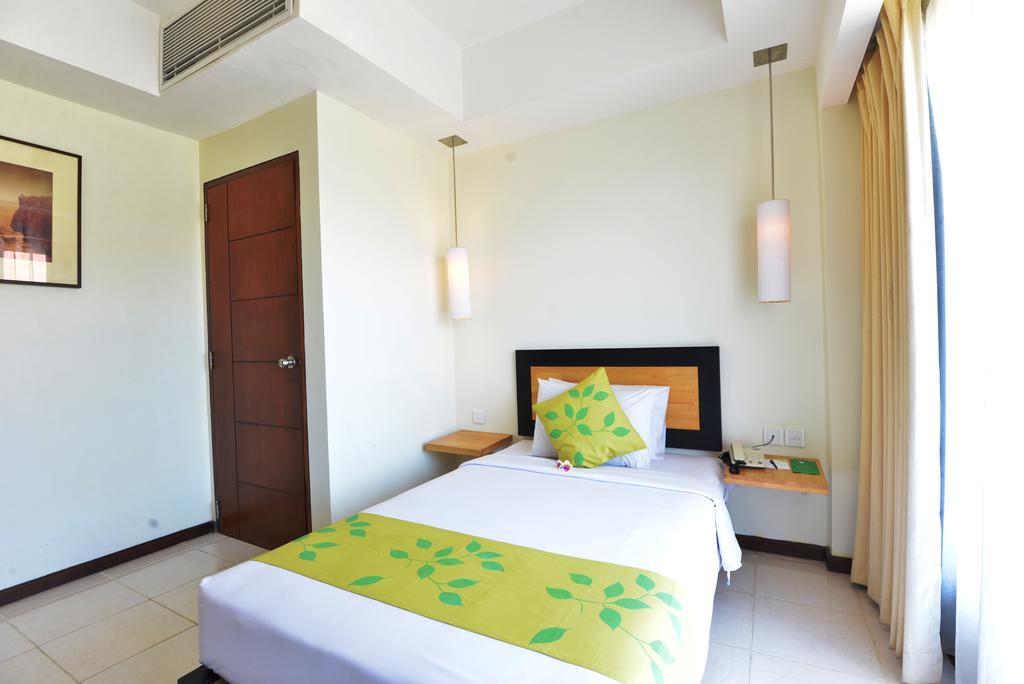 New Kuta Hotel Улувату Екстер'єр фото
